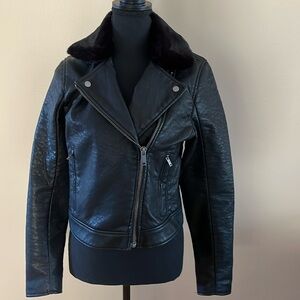 Abercrombie and Fitch leather Moto jacket with faux fur collar. Size medium.